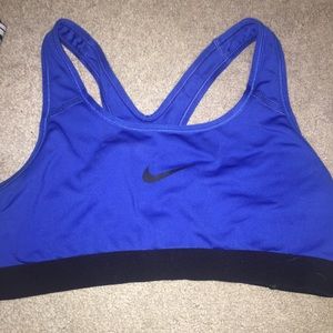 nike sports bra